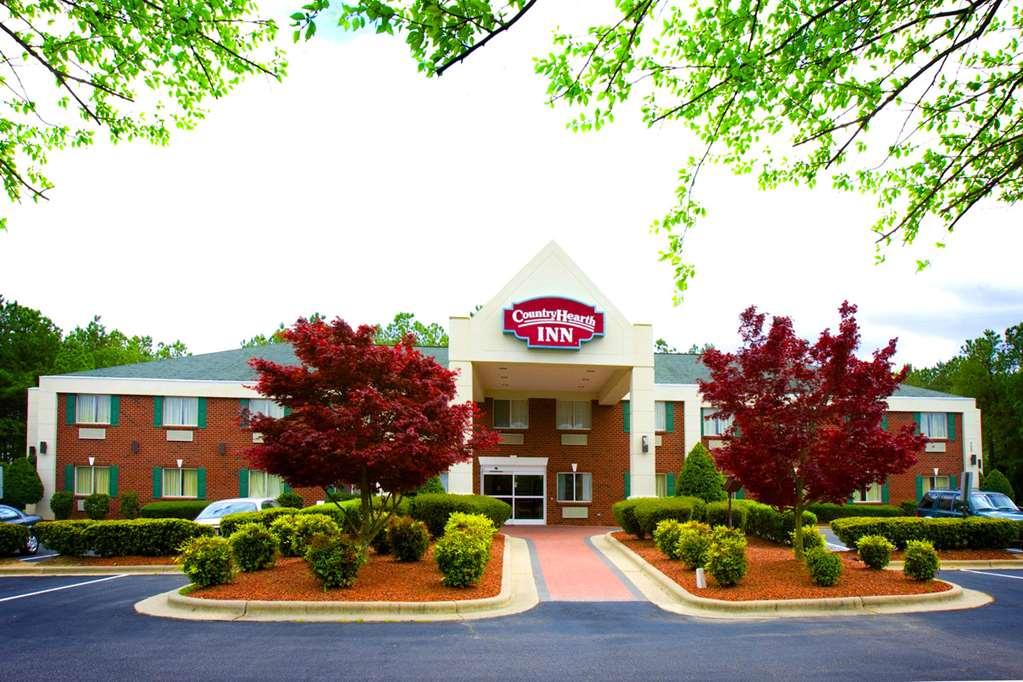 Country Hearth Inn Of Knightdale Exterior photo