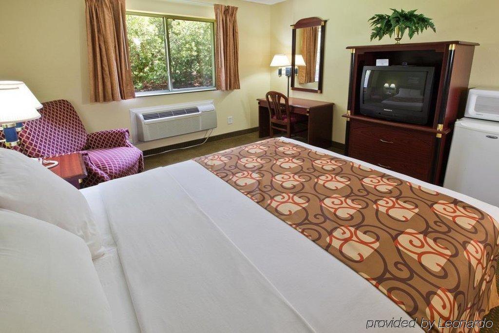 Country Hearth Inn Of Knightdale Room photo